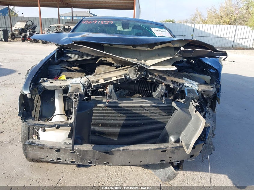 2020 Chrysler 300 Touring VIN: 2C3CCAAG5LH230126 Lot: 43691859