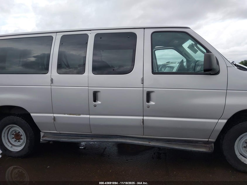 2009 Ford E-350 Super Duty Xl/Xlt VIN: 1FBNE31LX9DA27606 Lot: 43691894