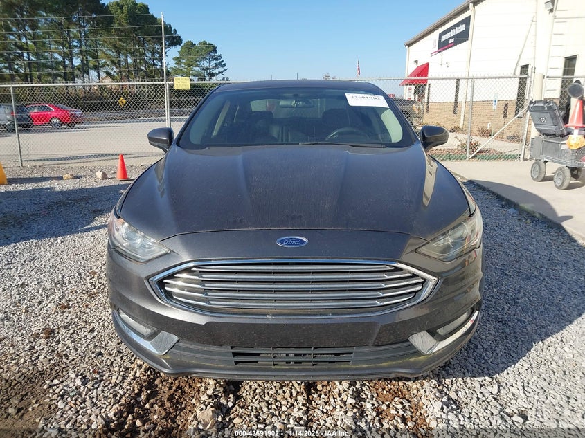 2017 Ford Fusion Se VIN: 3FA6P0HD2HR402407 Lot: 43691902