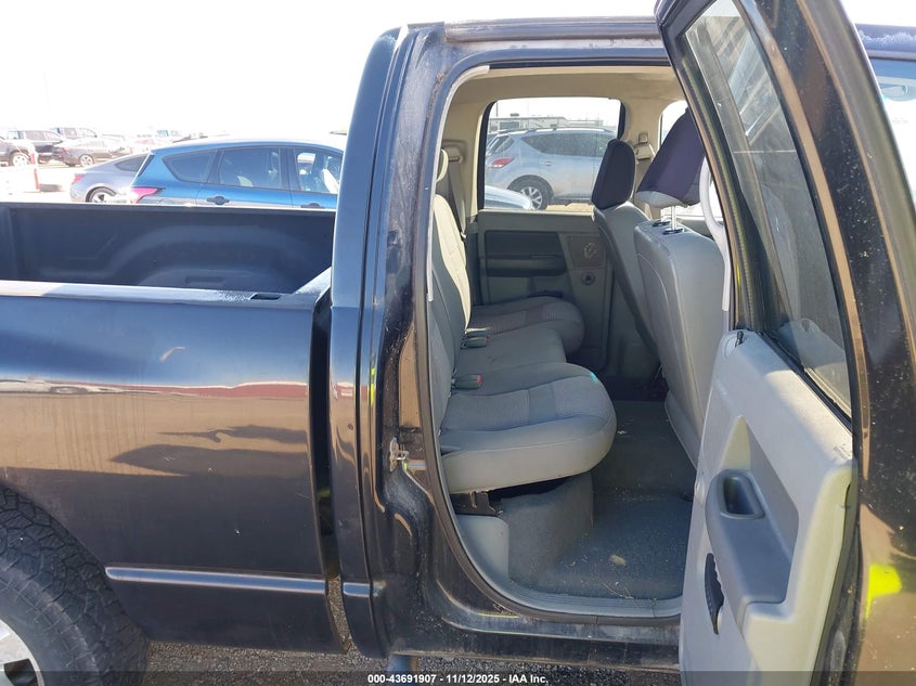 2007 Dodge Ram 1500 Slt VIN: 1D7HA18P97S203271 Lot: 43691907