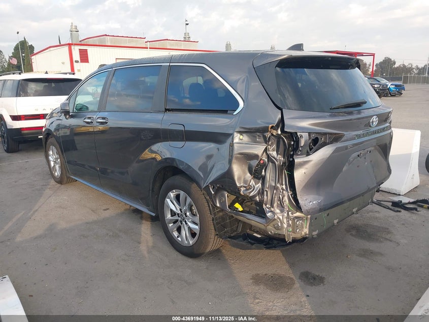 5TDJRKEC1SS226850 2025 TOYOTA SIENNA photo no. 3