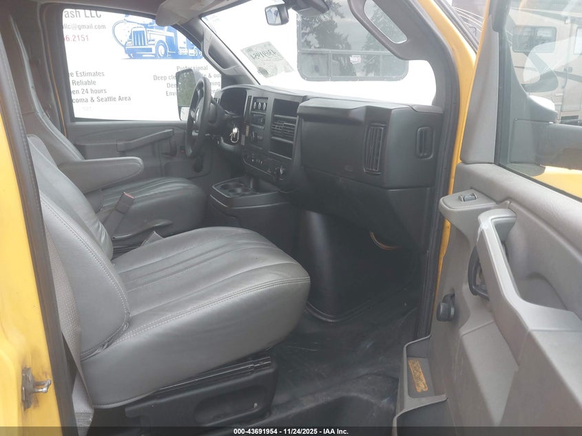 2020 GMC Savana Cutaway Work Van VIN: 7GZ37TCG2LN004029 Lot: 43691954