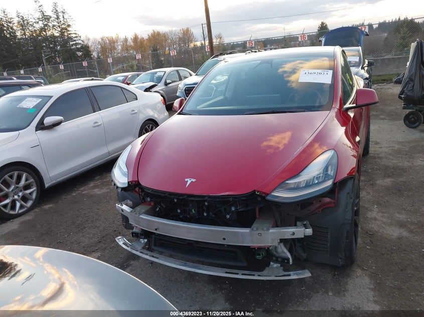 2021 Tesla Model Y Long Range Dual Motor All-Wheel Drive VIN: 5YJYGDEEXMF256471 Lot: 43692023