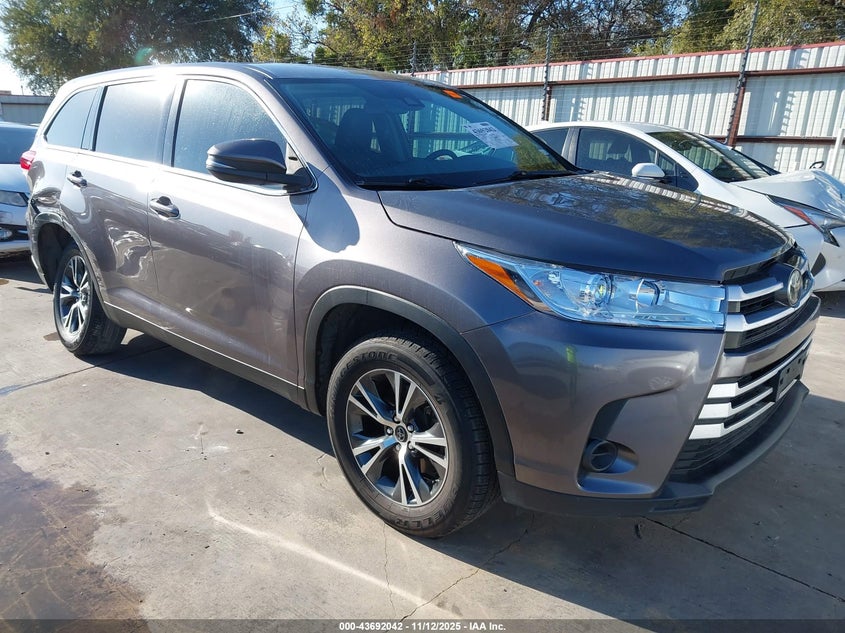 TOYOTA HIGHLANDER LE