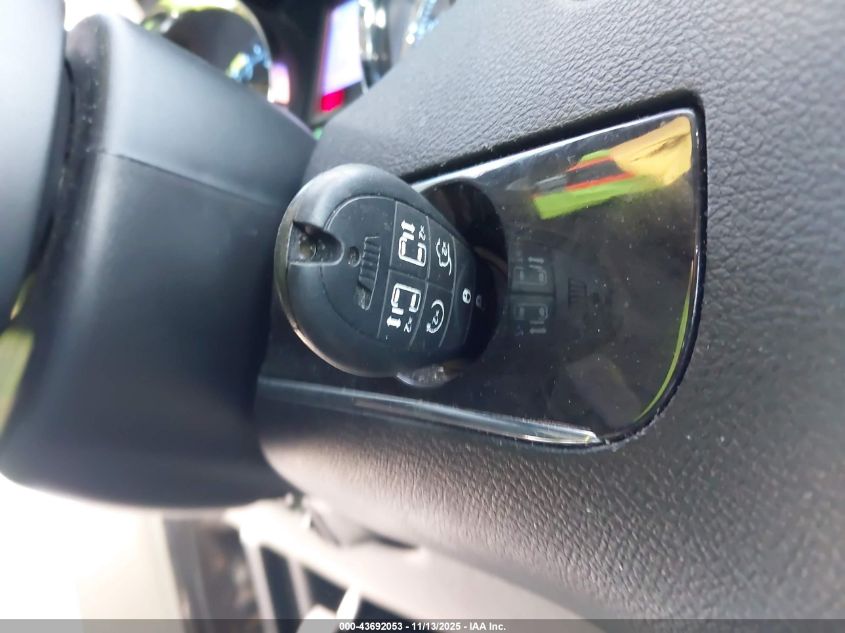 2015 Chrysler Town & Country Touring-L VIN: 2C4RC1CG7FR597661 Lot: 43692053