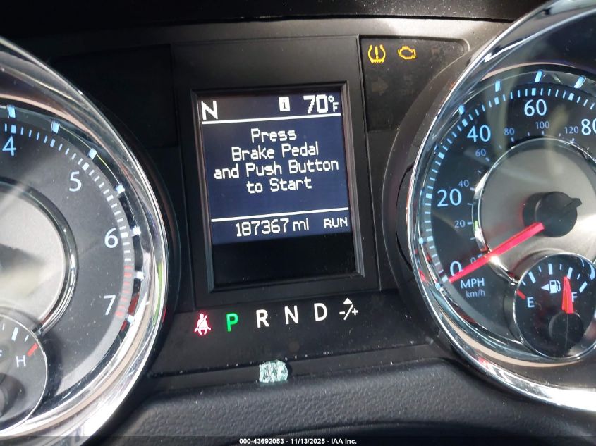 2015 Chrysler Town & Country Touring-L VIN: 2C4RC1CG7FR597661 Lot: 43692053