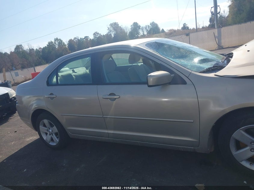 2007 Ford Fusion Se VIN: 3FAHP07Z27R217598 Lot: 43692062