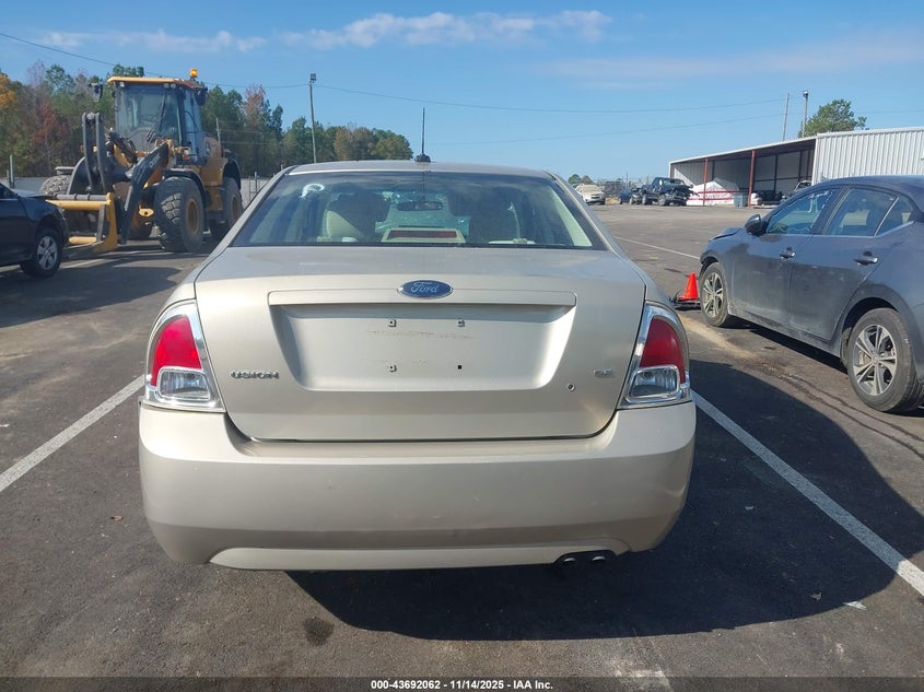 2007 Ford Fusion Se VIN: 3FAHP07Z27R217598 Lot: 43692062