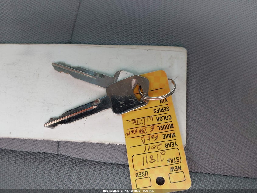 2011 Ford E-350 Super Duty Xl VIN: 1FBSS3BLXBDB29052 Lot: 43692076