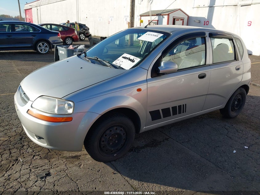 KL1TD62634B140681 2004 CHEVROLET AVEO photo no. 2