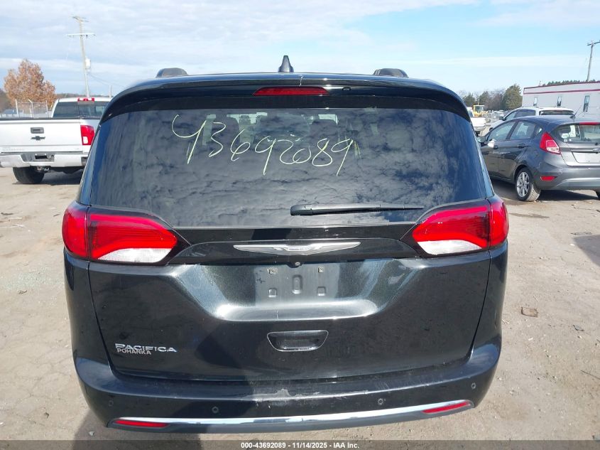 2017 Chrysler Pacifica Touring-L VIN: 2C4RC1BG0HR668154 Lot: 43692089