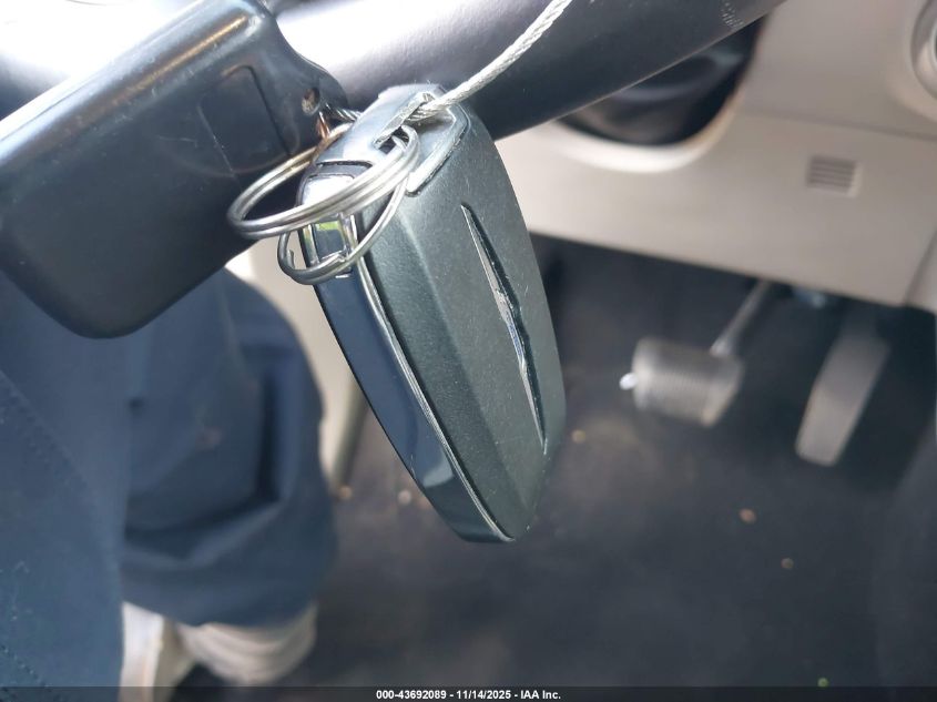 2017 Chrysler Pacifica Touring-L VIN: 2C4RC1BG0HR668154 Lot: 43692089