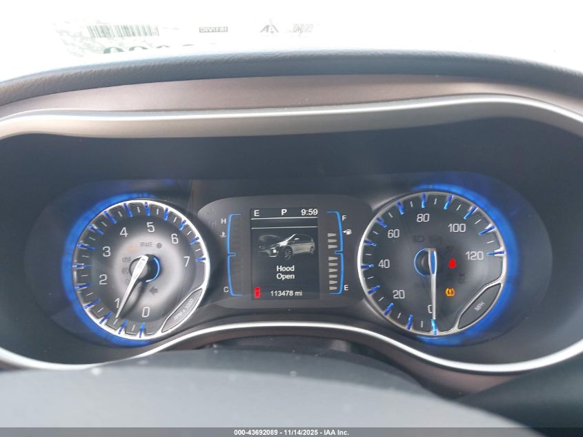 2017 Chrysler Pacifica Touring-L VIN: 2C4RC1BG0HR668154 Lot: 43692089