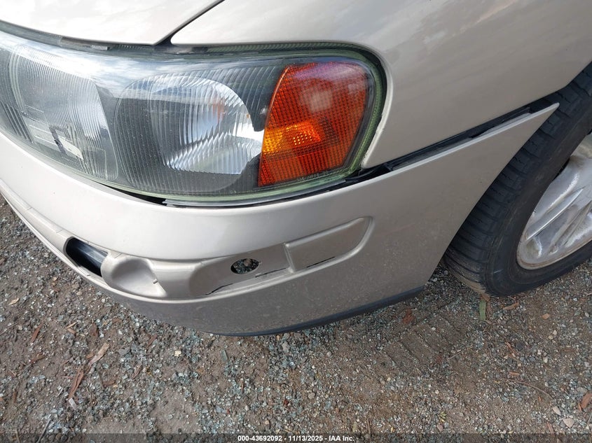 2004 Volvo S60 2.5T VIN: YV1RS59V142413627 Lot: 43692092