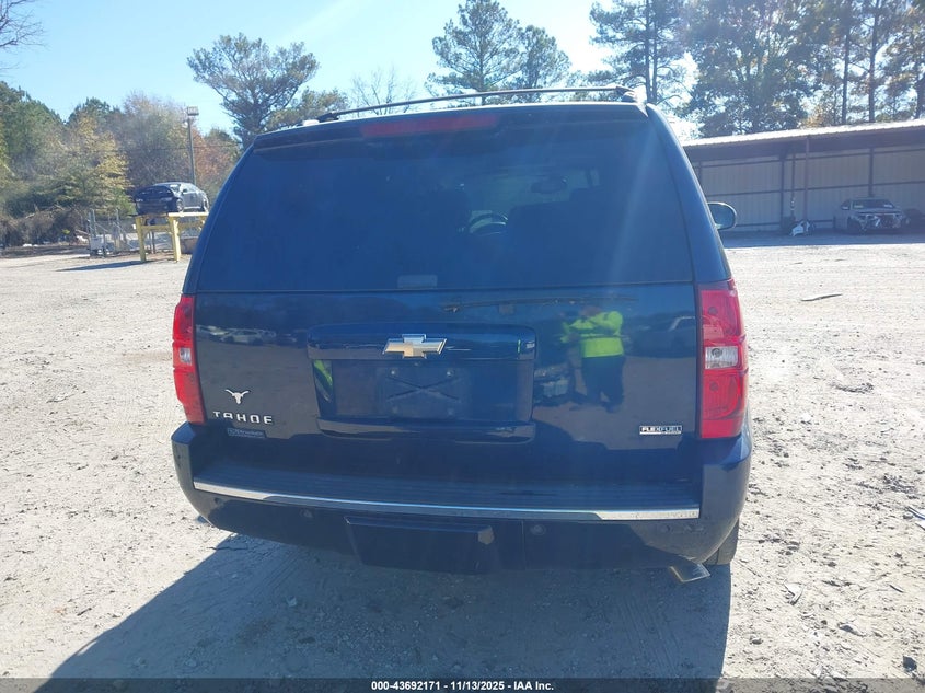 2009 Chevrolet Tahoe Ltz VIN: 1GNFK33099R211103 Lot: 43692171