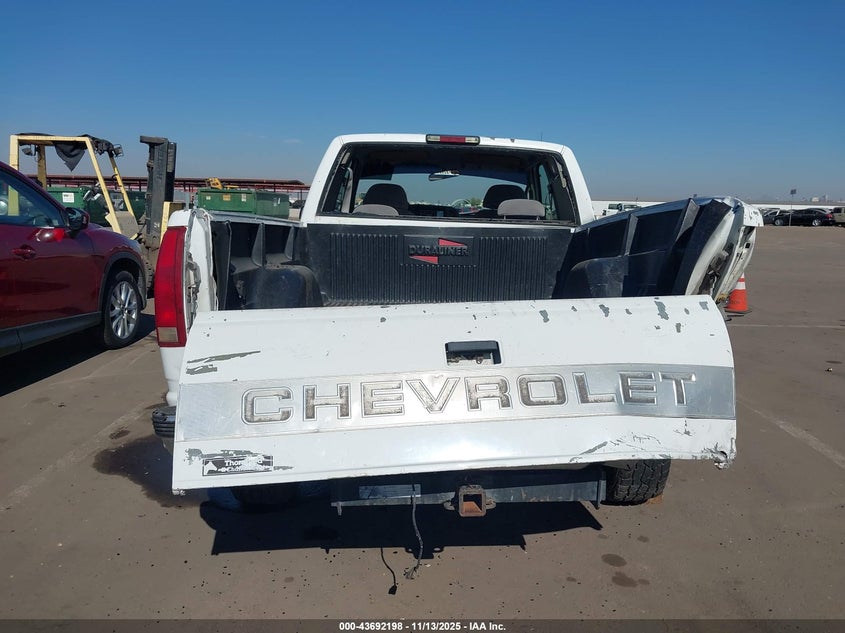 1995 Chevrolet Gmt-400 K1500 VIN: 1GCEK19K6SE261102 Lot: 43692198