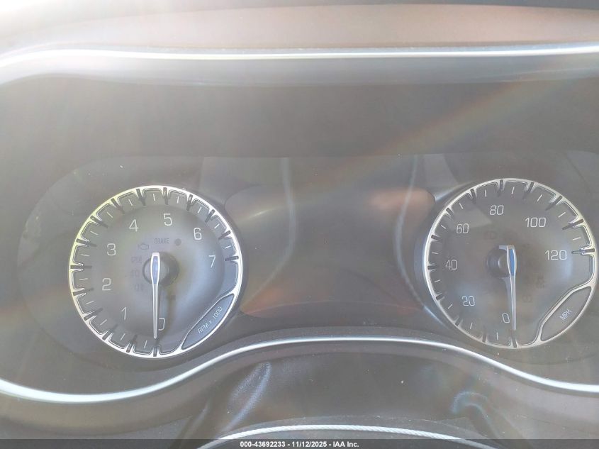 2017 Chrysler Pacifica Touring-L Plus VIN: 2C4RC1EG4HR525820 Lot: 43692233