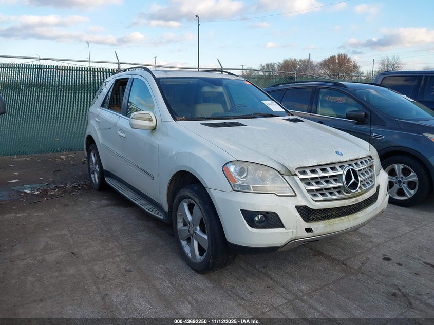 MERCEDES-BENZ M-CLASS 4MATIC
