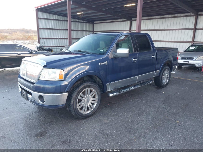 5LTPW18577FJ03021 2007 LINCOLN MARK LT photo no. 2