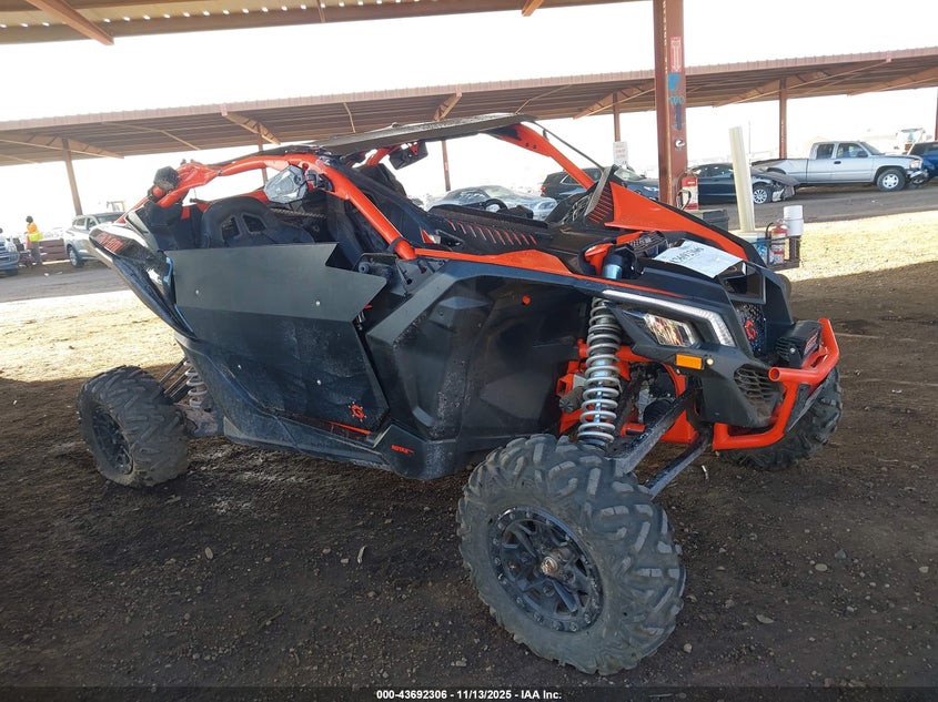 3JBVXAW24JK000872 2018 CAN-AM/ BRP MAVERICK photo no. 17
