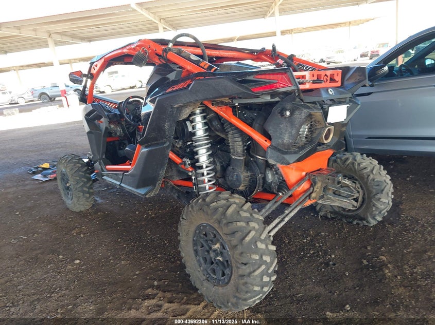 3JBVXAW24JK000872 2018 CAN-AM/ BRP MAVERICK photo no. 3