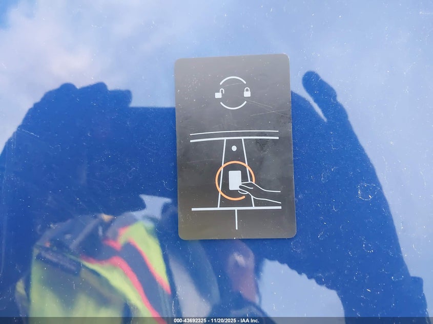 2026 Tesla Model Y Long Range Dual Motor All-Wheel Drive/Long Range Launch Series VIN: 7SAYGDEE2TF377013 Lot: 43692325