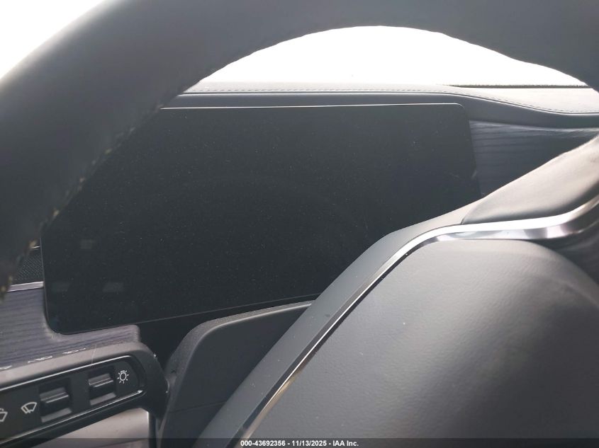 2025 Rivian R1T Adventure Dual Motor Large Pack/Adventure Dual Motor Max Pack VIN: 7FCTGBAA9SN036085 Lot: 43692356