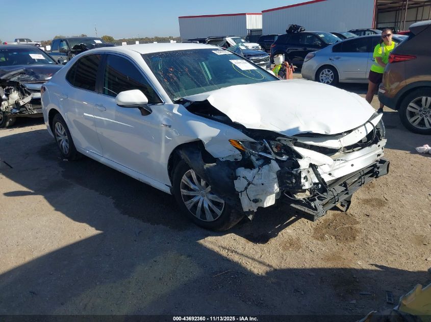 TOYOTA CAMRY HYBRID LE HYBRID