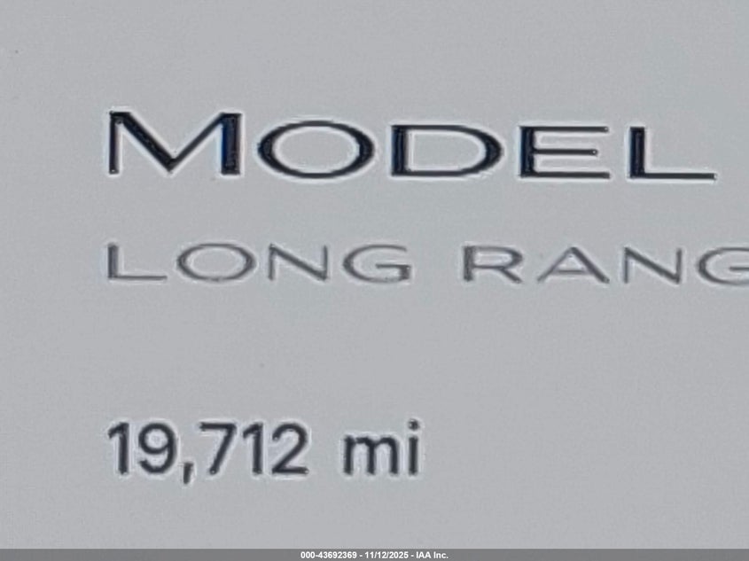 2025 Tesla Model Y Long Range Dual Motor Rear-Wheel Drive VIN: 7SAYGDED7SF229073 Lot: 43692369