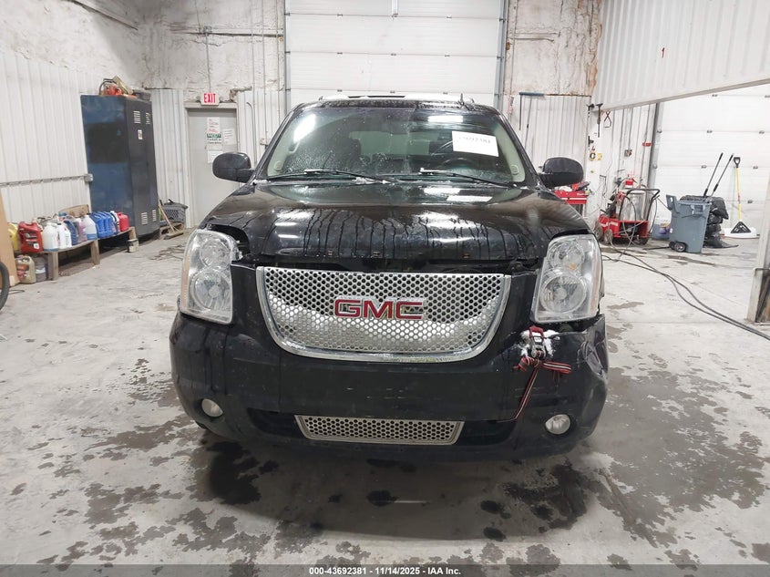 2007 GMC Yukon Denali VIN: 1GKFK63817J270341 Lot: 43692381