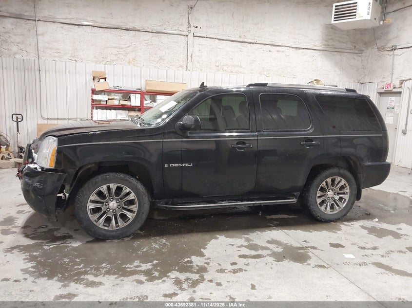 2007 GMC Yukon Denali VIN: 1GKFK63817J270341 Lot: 43692381