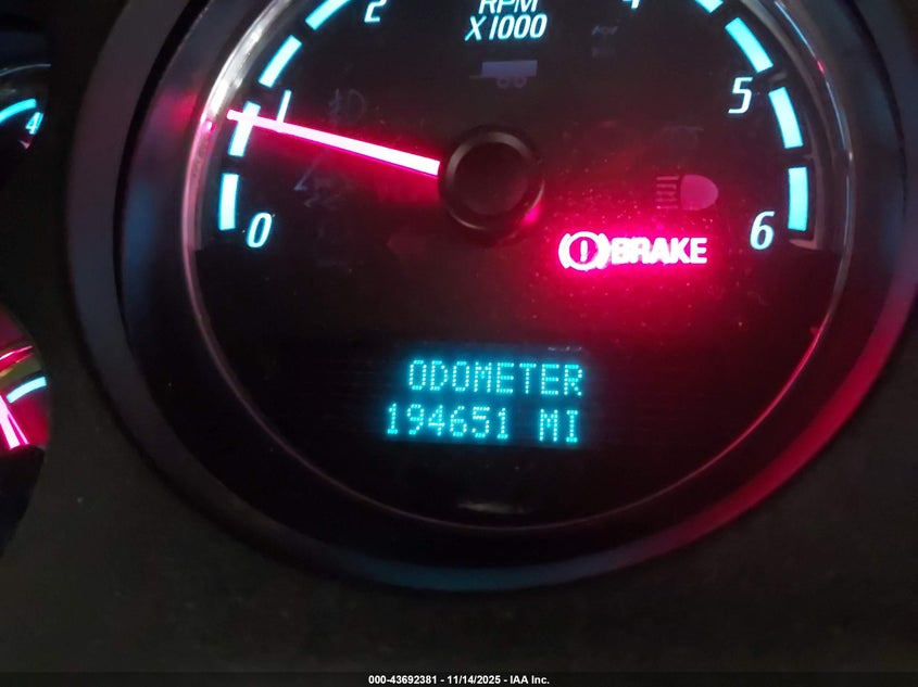 2007 GMC Yukon Denali VIN: 1GKFK63817J270341 Lot: 43692381