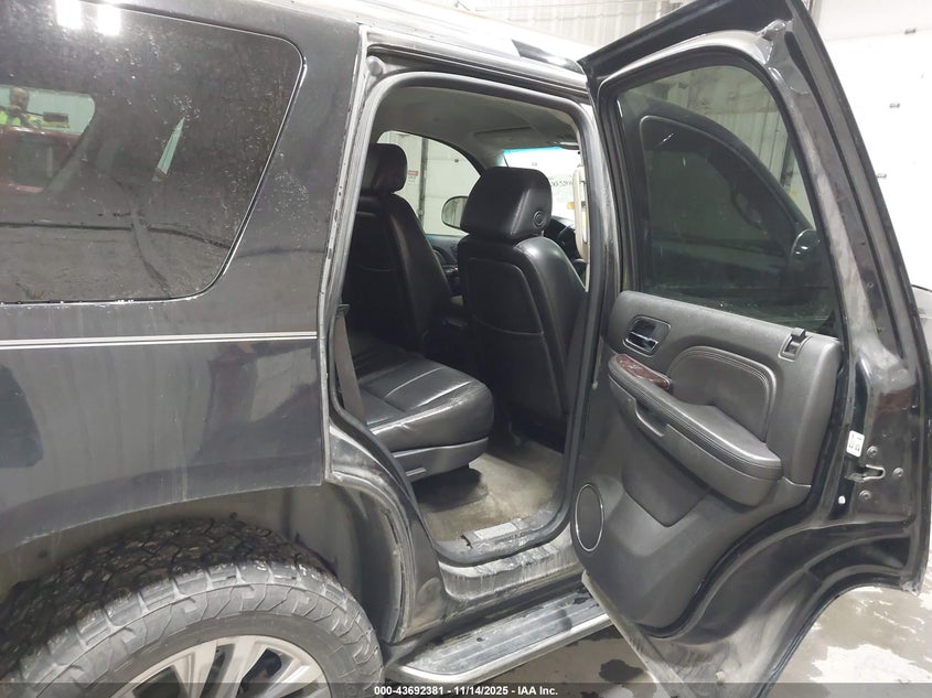 2007 GMC Yukon Denali VIN: 1GKFK63817J270341 Lot: 43692381