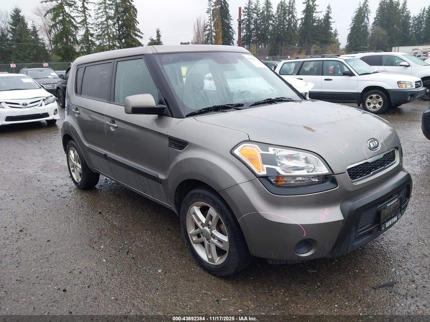 KIA SOUL +