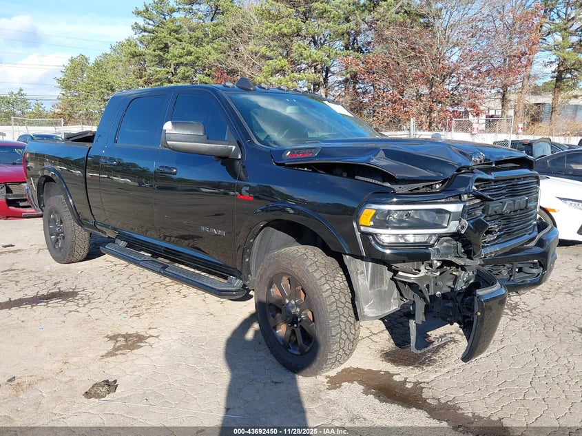 RAM 2500 LARAMIE 4X4 6 4 BOX