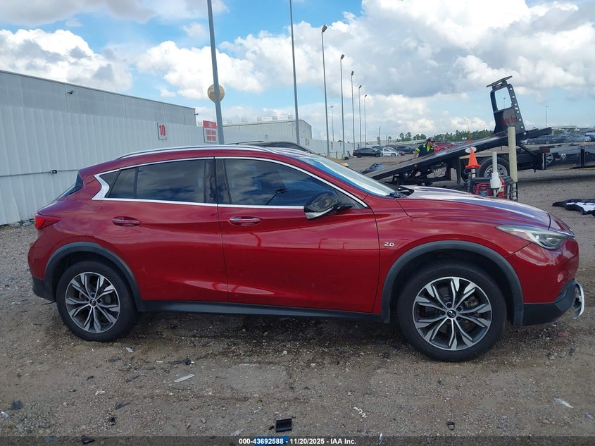 2018 Infiniti Qx30 Luxury VIN: SJKCH5CR7JA060668 Lot: 43692588