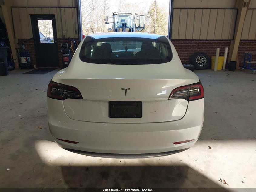 2023 Tesla Model 3 Rear-Wheel Drive VIN: 5YJ3E1EA5PF402940 Lot: 43692587