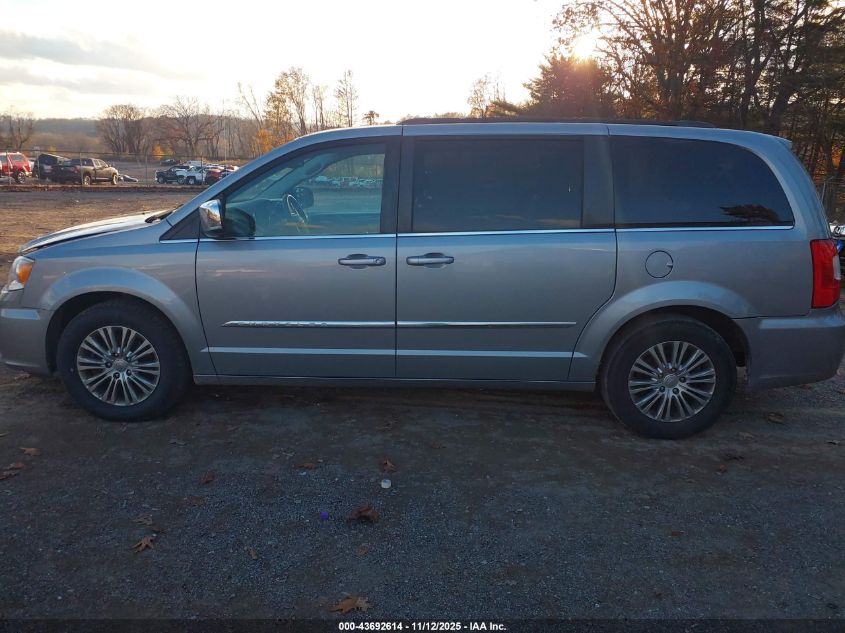 2015 Chrysler Town & Country Touring-L VIN: 2C4RC1CG5FR617700 Lot: 43692614