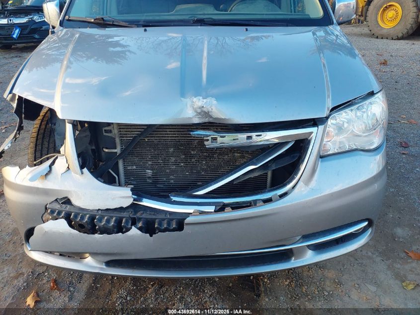 2015 Chrysler Town & Country Touring-L VIN: 2C4RC1CG5FR617700 Lot: 43692614