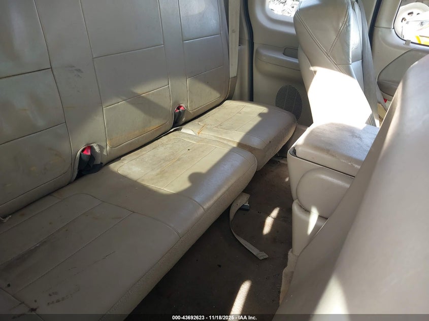 2001 Ford F-150 Lariat/Xl/Xlt VIN: 1FTPX18L21NA92554 Lot: 43692623