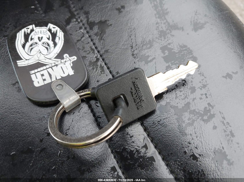 2005 Harley-Davidson Xl1200 C VIN: 1HD1CGP155K418941 Lot: 43692630