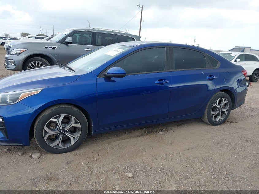 2021 Kia Forte Lxs VIN: 3KPF24AD8ME412564 Lot: 43692632