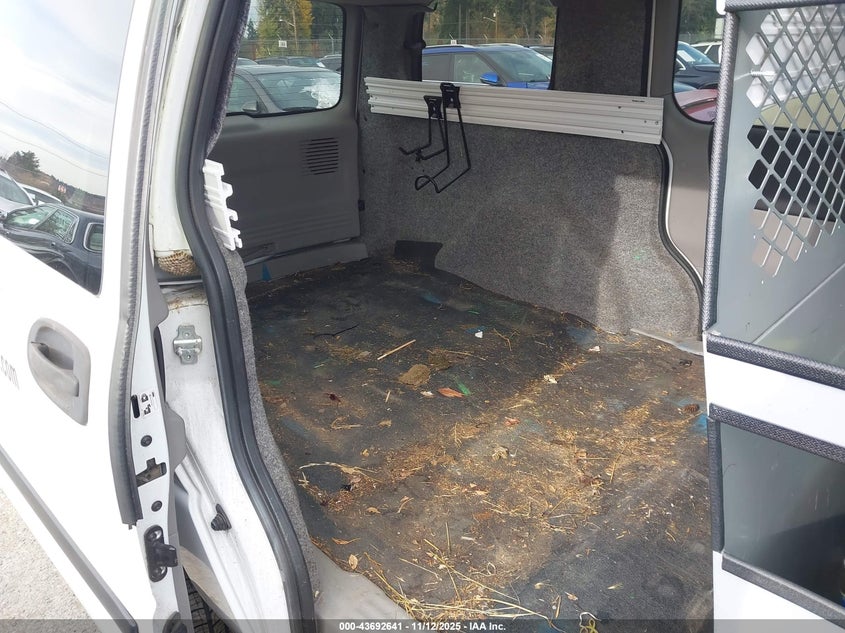 2008 Chevrolet Uplander Cargo VIN: 1GBDV13W08D205755 Lot: 43692641