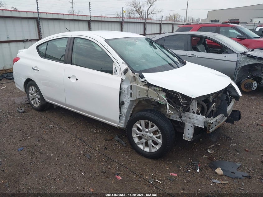 NISSAN VERSA 1.6 SV