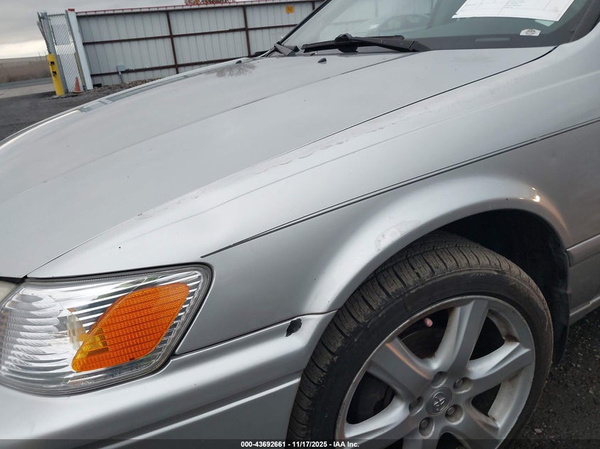 2000 Toyota Camry Le VIN: JT2BG22K6Y0469046 Lot: 43692661