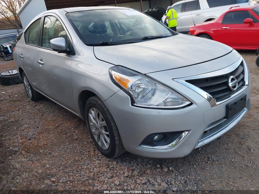 NISSAN VERSA 1.6 SV