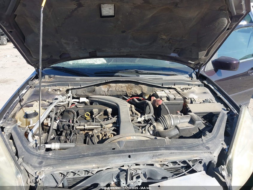 2007 Mercury Milan I4 VIN: 3MEHM07Z37R654012 Lot: 43692693