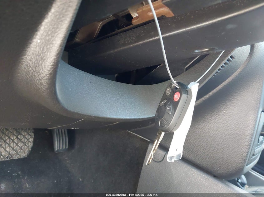 2007 Mercury Milan I4 VIN: 3MEHM07Z37R654012 Lot: 43692693