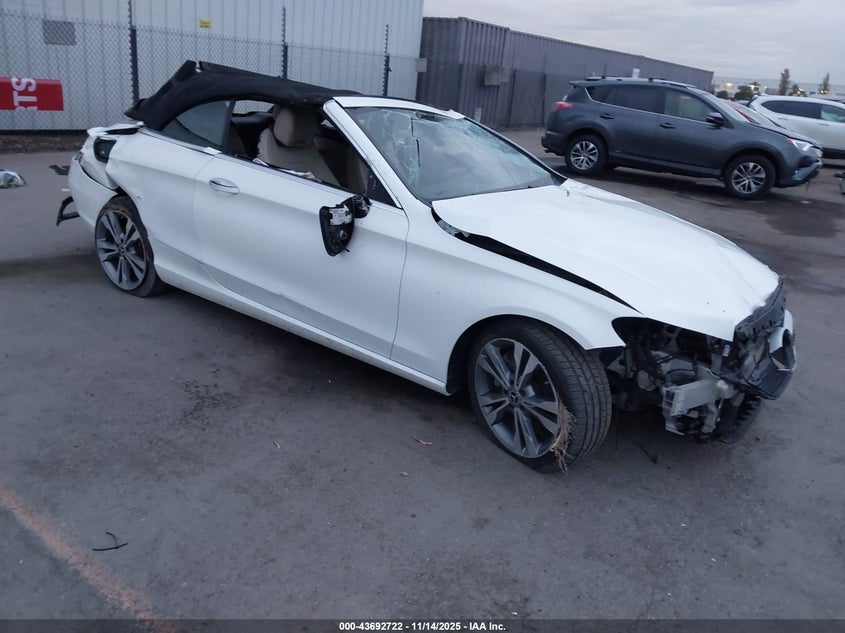 MERCEDES-BENZ C-CLASS C 300