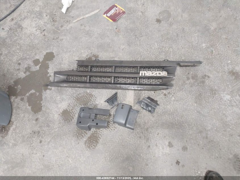 1989 Mazda B2600 Short Body VIN: JM2UF4142K0811418 Lot: 43692744